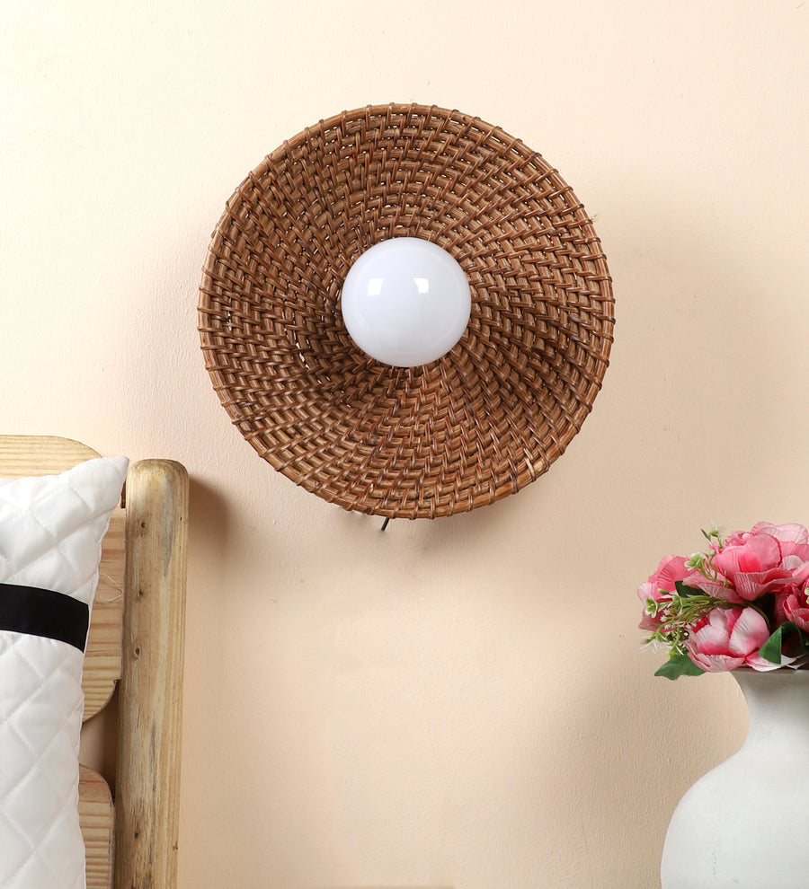 Modern Wall Lamp For Living Room | Art Deco Wall Light - Sanya - Image 3