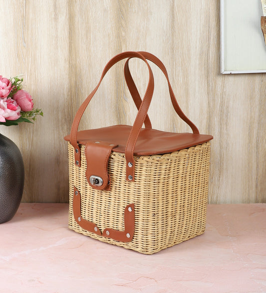 Premium Picnic Bag with Wooden Utensils – Insulated, Stylish & Durable – Perfect for Outdoor Picnics, Camping & Travel - Akwa