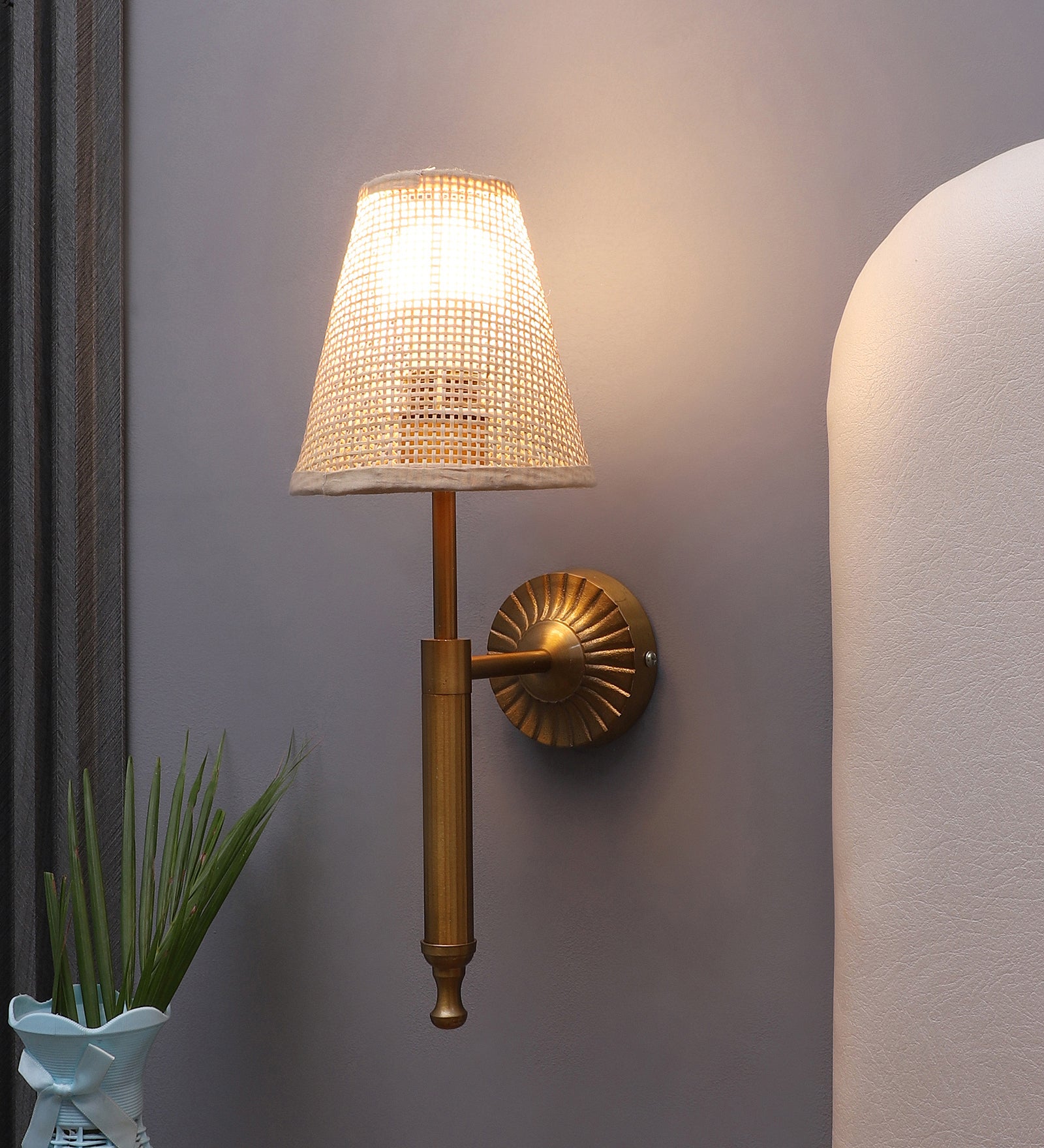 Modern Wall Lamp For Living Room | Art Deco Wall Light - Naaz - Akway Uncategorized (Image 1)
