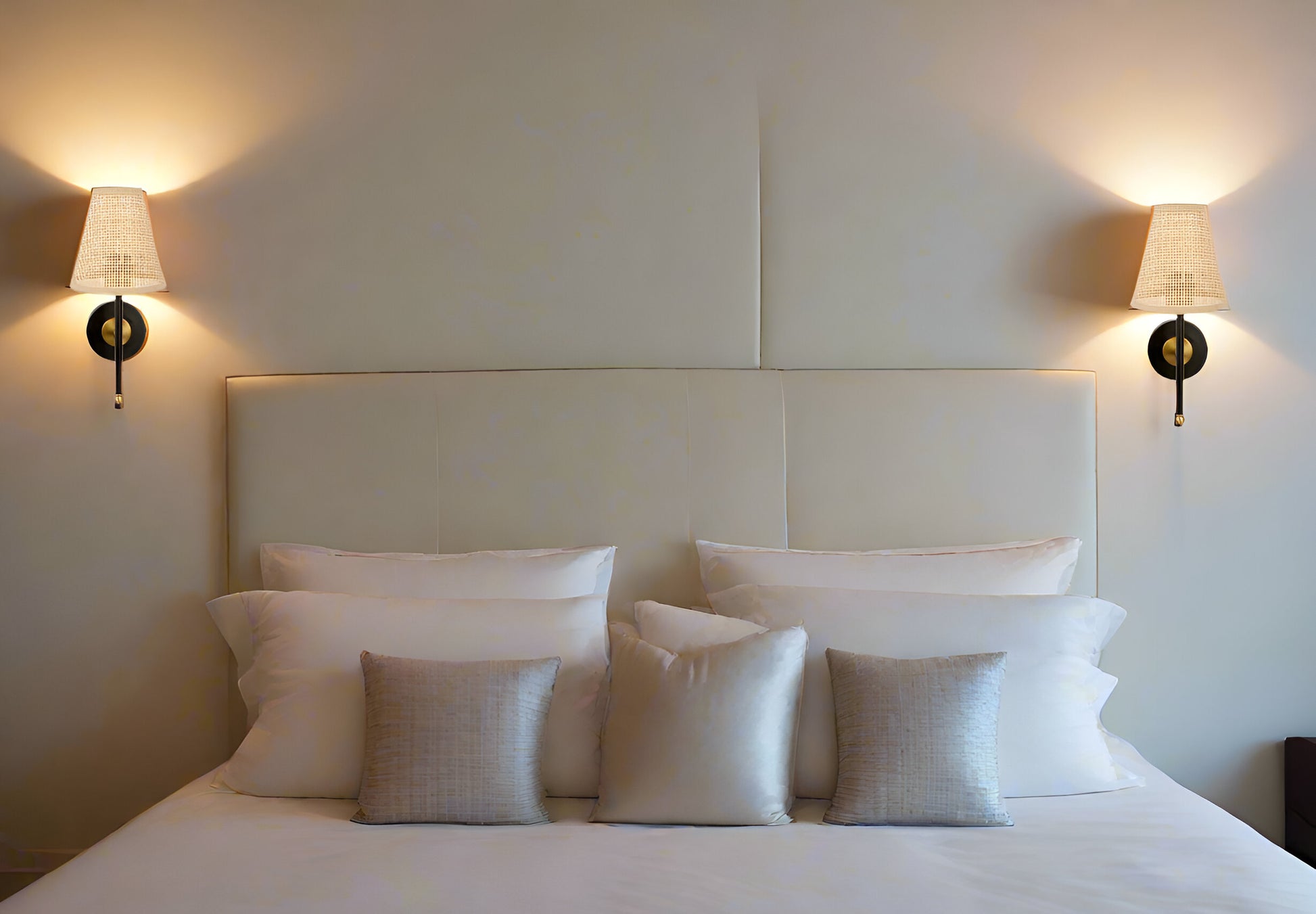 Modern Wall Lamp For Living Room | Art Deco Wall Light - Fizal - Akway Uncategorized (Image 3)