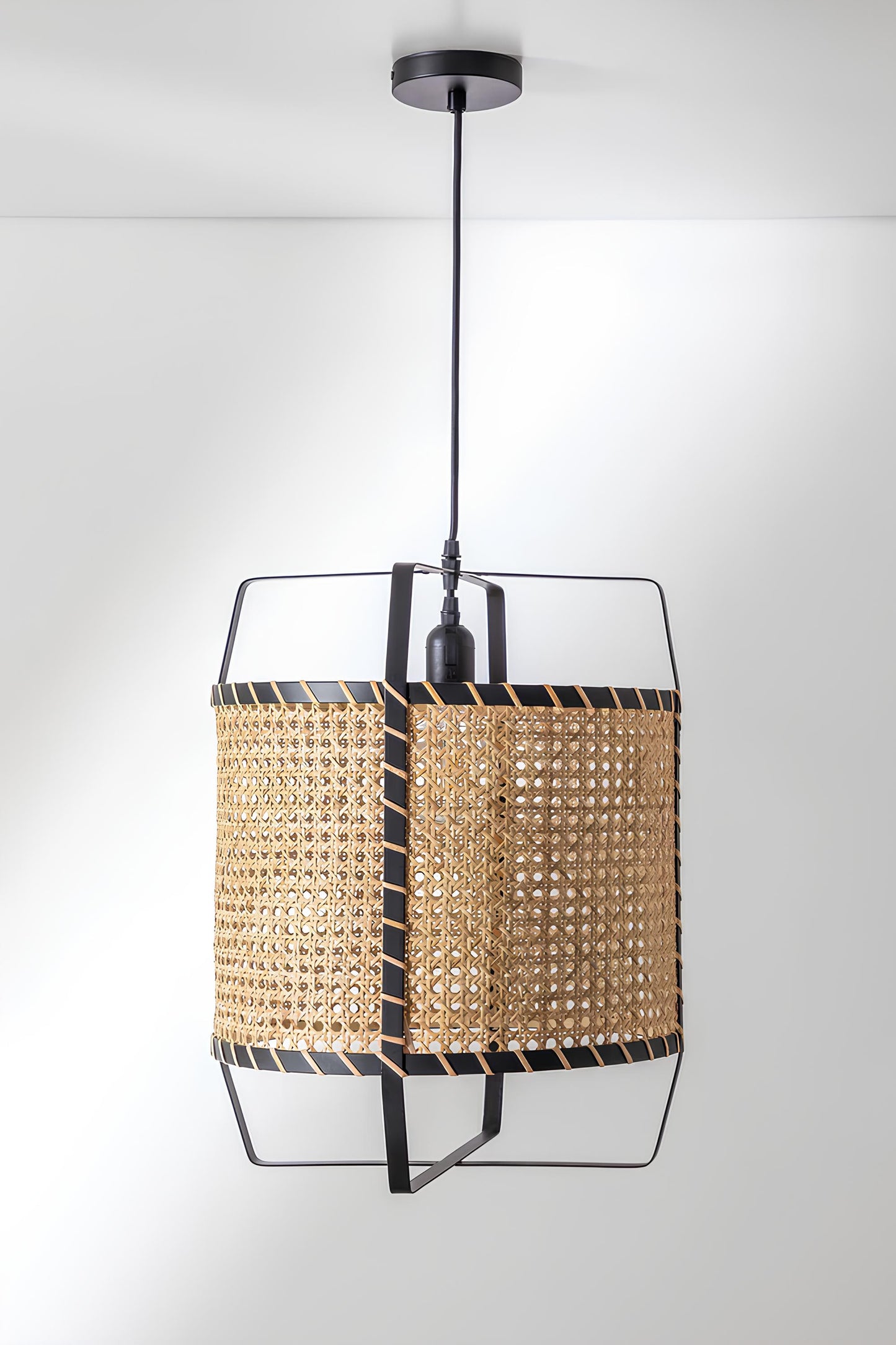 Bamboo Hanging lamp for Living Room | Rattan Pendant light | Cane ceiling light - Candy - Akway