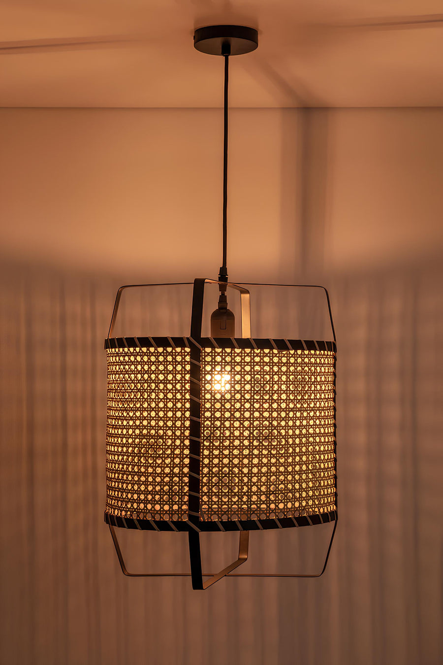 Bamboo Pendant Light for Living Room - Candy by Akway