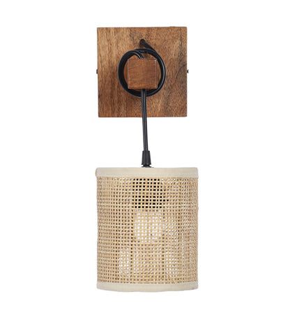 Modern Handcrafted Rattan Wall Lamp for Warm Ambient Lighting - Hazel - Image 12