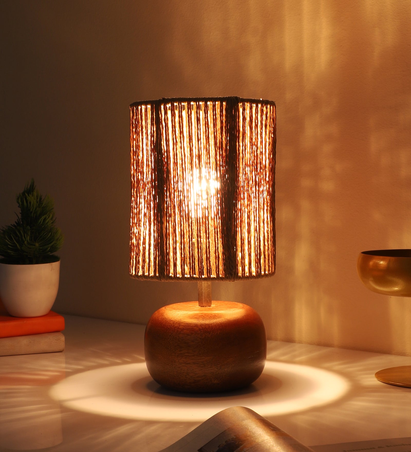 Wooden Table Lamp for Living Room| Table Lamp - Silas - Akway Lighting > Table Lamps (Image 4)