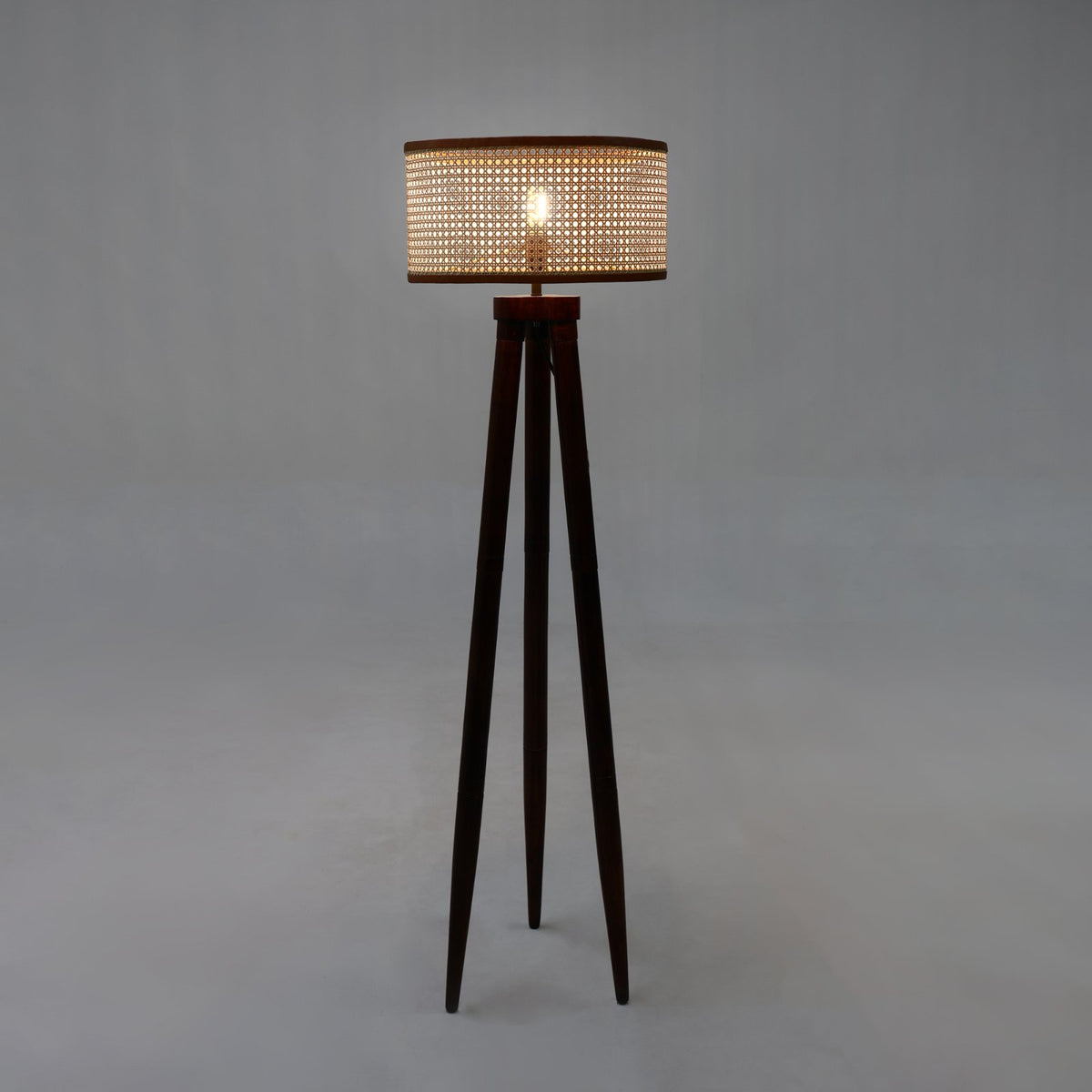 Mango Wood Floor Lamp for Living Room - AMOS by Akway - Home > Floor Lamps
